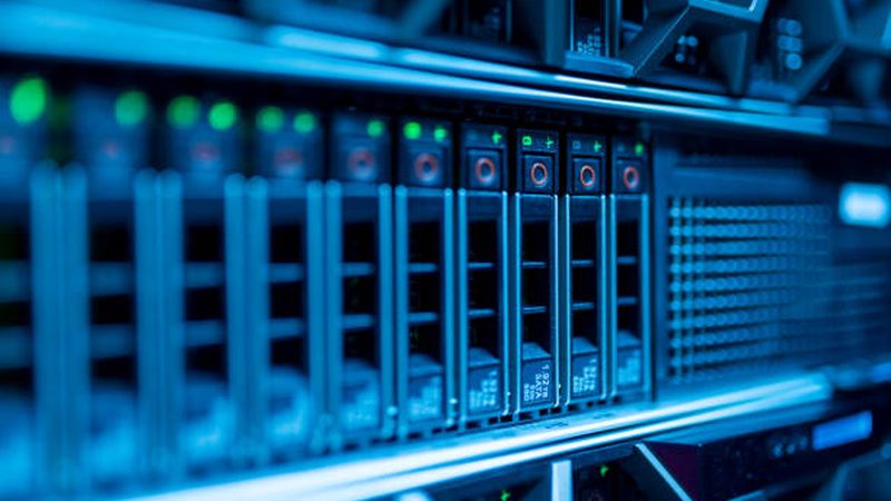 冰箱维修工具主要分为以下几类：